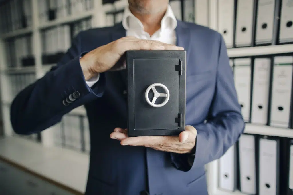 Un Coffre-fort électronique pour les bulletins de paye : qu'est-ce que c'est et comment ça marche ?