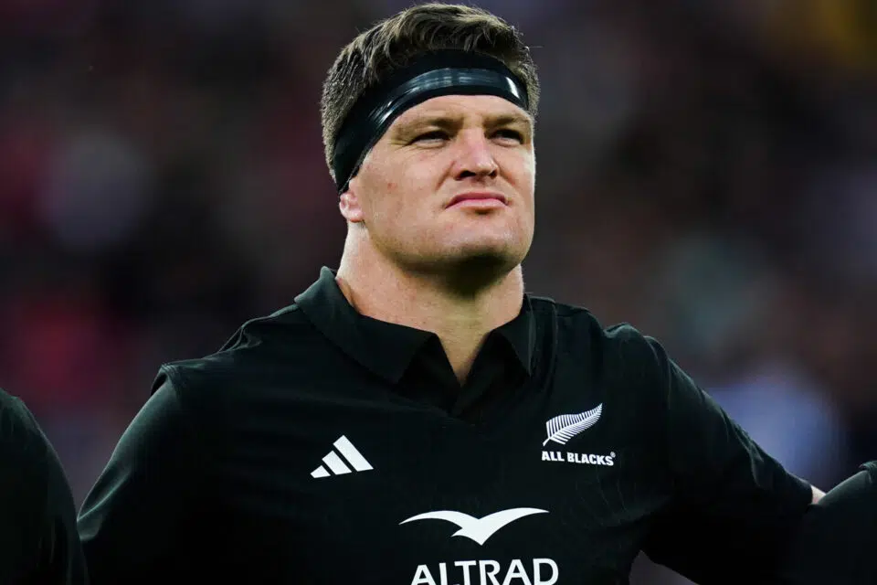 La France défie les All Blacks en Coupe du monde de rugby sans Jordie Barrett, mais avec l'inclusion de son frère Scott.