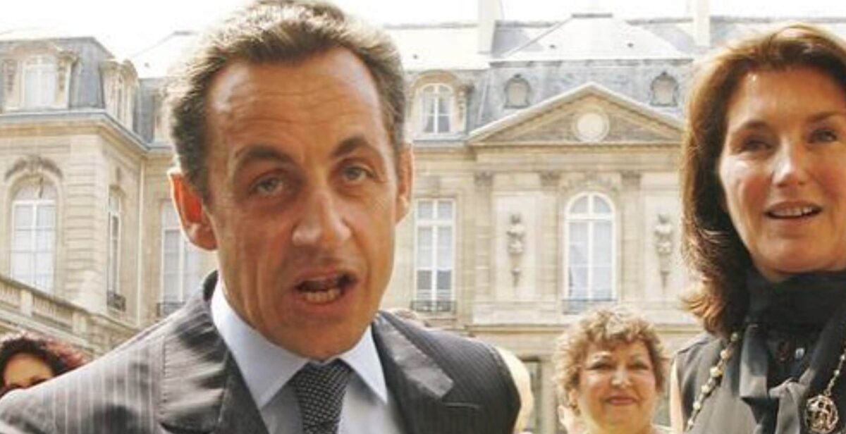 Nicolas Sarkozy taquine Valérie Trierweiler de façon subtile