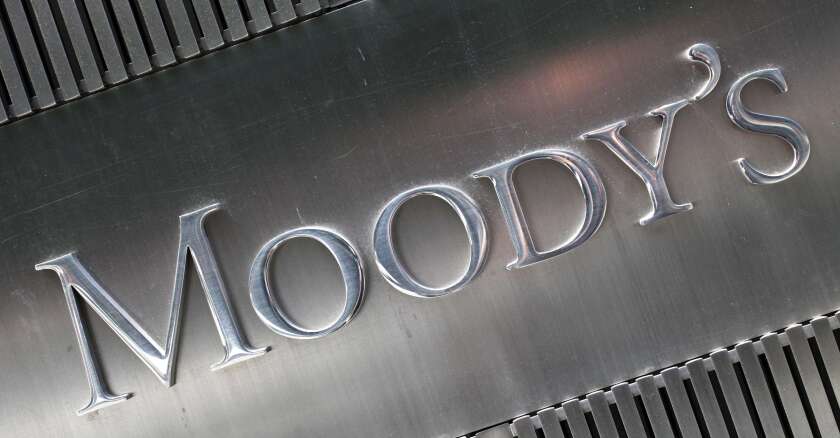 Alerte! La France dans un tourbillon économique : le verdict inattendu de Moody's sur le gouvernement!