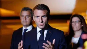 Macron appelle à une Réunion Cruciale du Conseil de Défense ce Lundi en Nouvelle-Calédonie: Point Pivot dans l’Agenda Présidentiel!