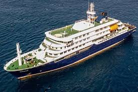 MV Hondius, navire de croisière surveillé après plusieurs cas suspects d’hantavirus.