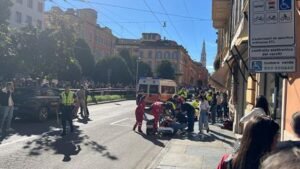 Italie : une voiture fonce sur des piétons à Modène, sept blessés dont deux graves