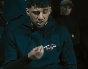 ZKR dans « Rentre dans le Cercle » : le freestyle qui pique sur le manager de Werenoi et Jack Lang