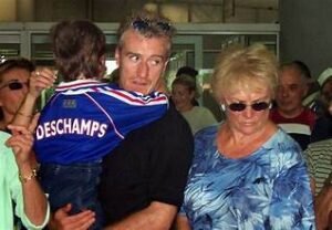 Didier Deschamps rentre en France après le décès de sa mère : les Bleus confiés à Guy Stéphan