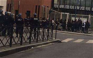« Affrontements entre policiers et lycéens devant un établissement en Seine-Saint-Denis »